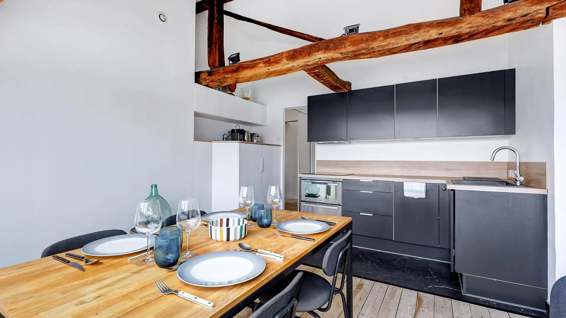 Un Eclat De Lumiere En Plein Paris Apartment